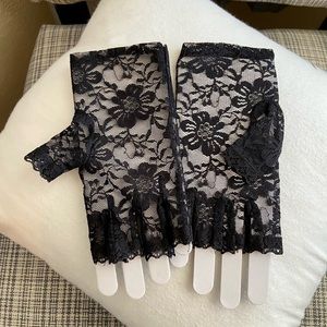Costume Black Lace Gloves